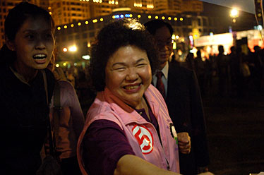 Chen Chu campaigning in Kaohsiung