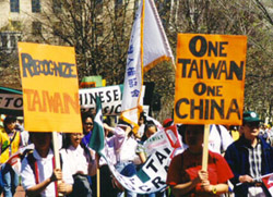 {short description of image}