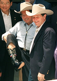 Chen showing off his boots